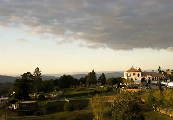 Boega ヴィラ・ノーヴァ・デ・セルヴェイラ